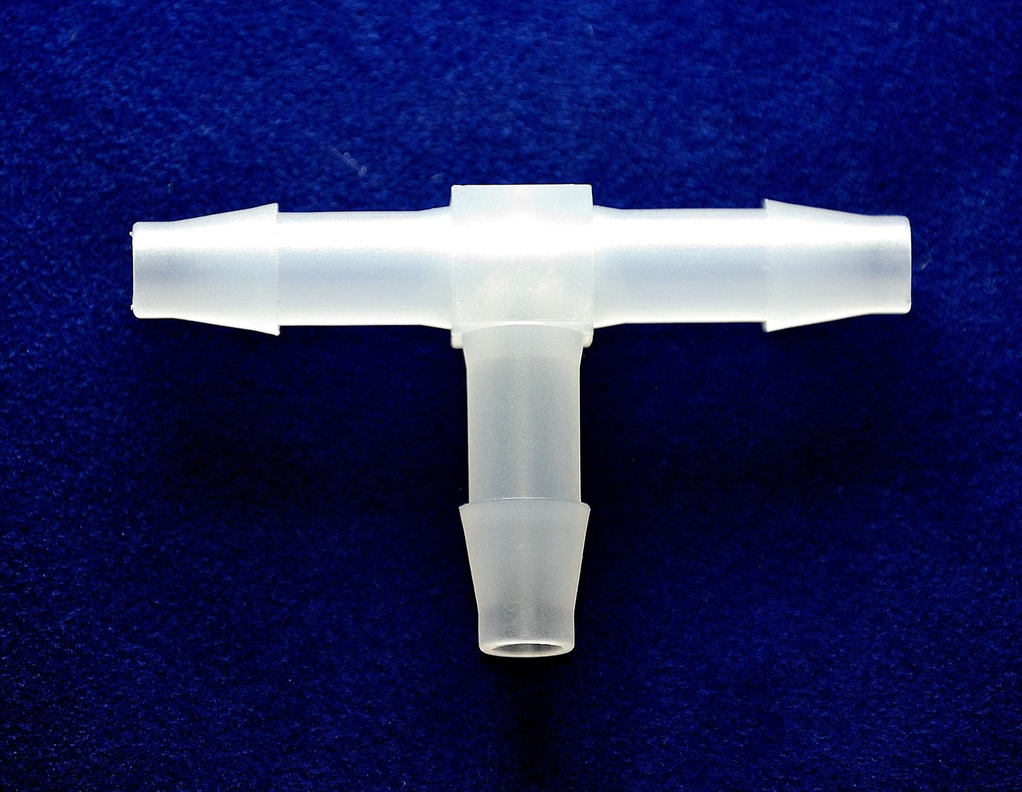 Raccord en T cannelé pour tuyau en polypropylène de 5/32 po de diamètre intérieur, intersection/division