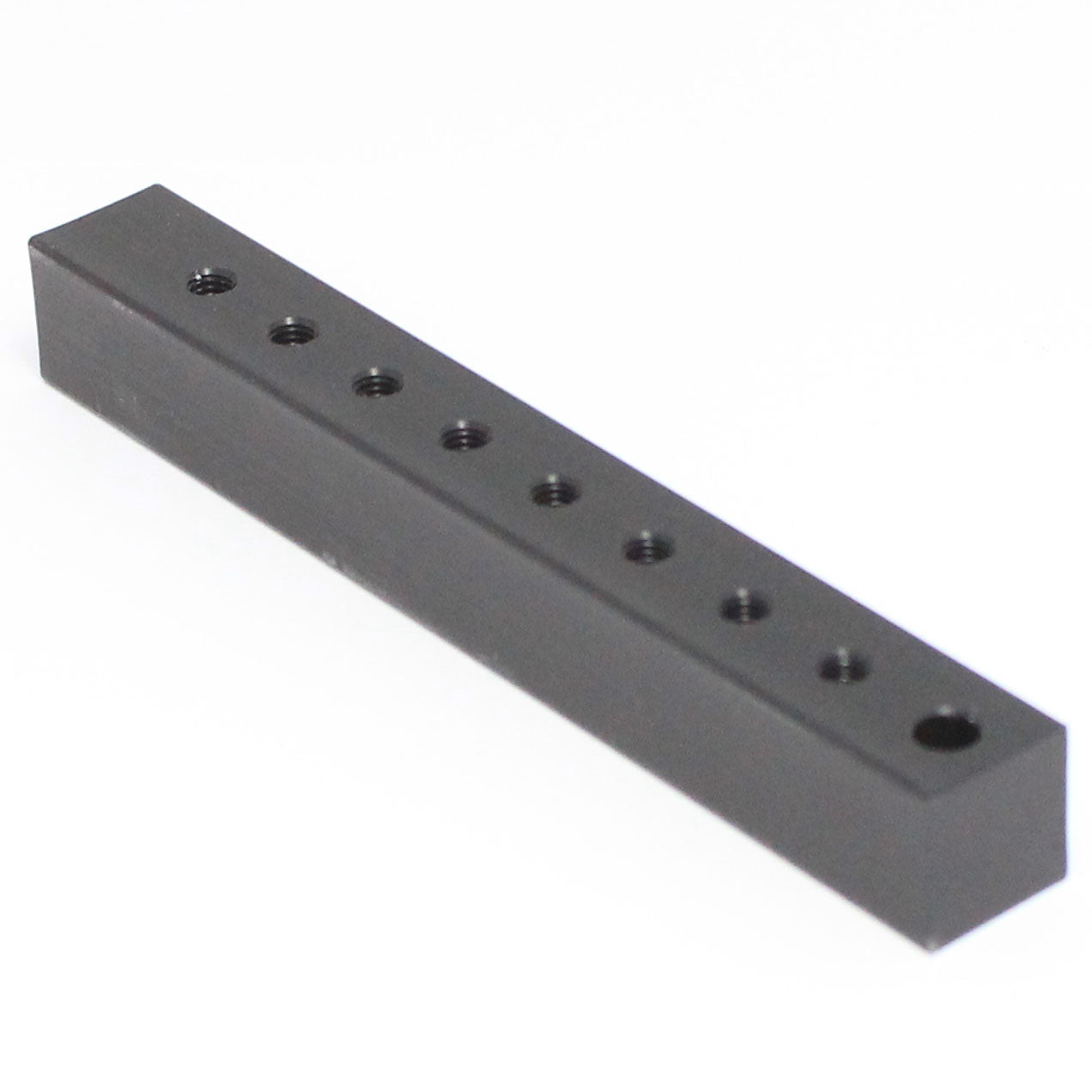 Manifold 1 x 1/8" NPT IN - 8 x 10-32 UNF Out