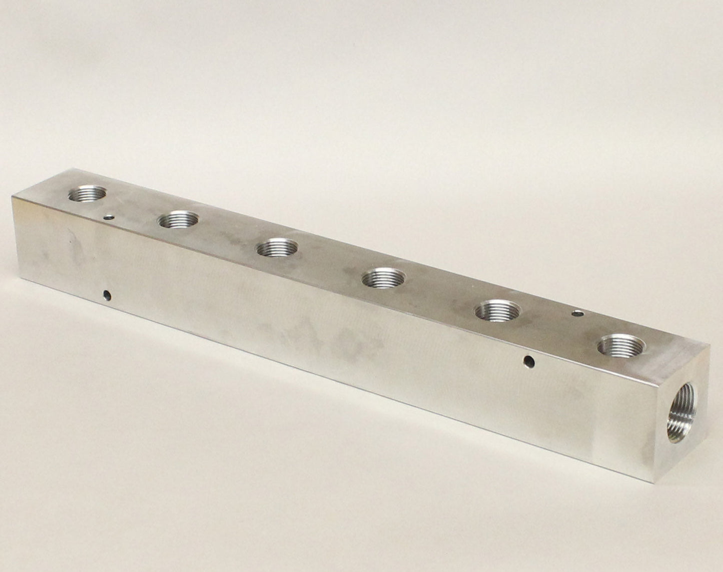Manifold 2 x 1" NPT IN - 6 x 3/4" NPT Out (3" Centre to Centre)