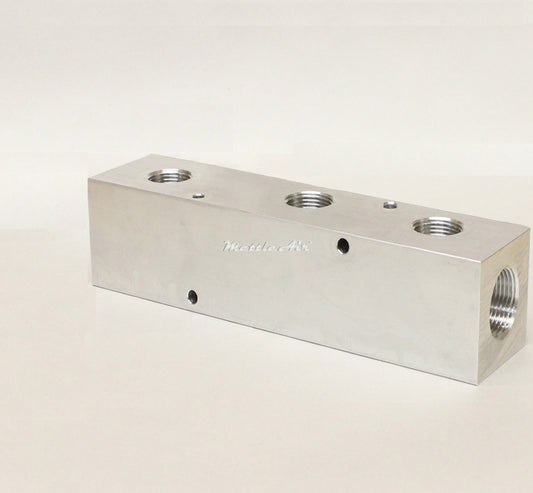 Manifold 2 x 1" NPT IN - 3 x 3/4" NPT Out (3" Centre to Centre)